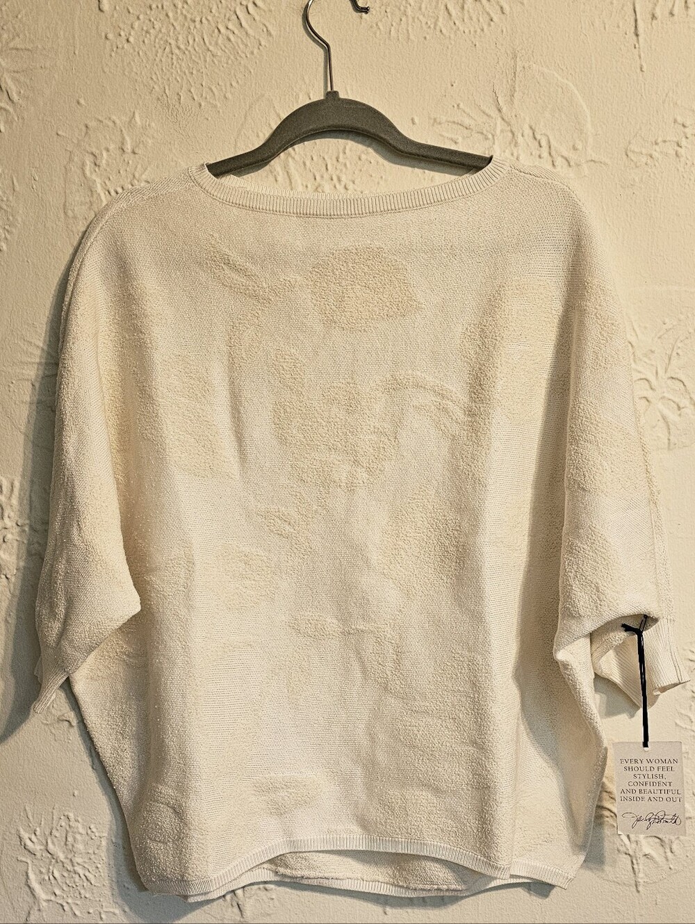 Jaclyn Smith XS Dolman Sleeve Creme Sweater Women's Top